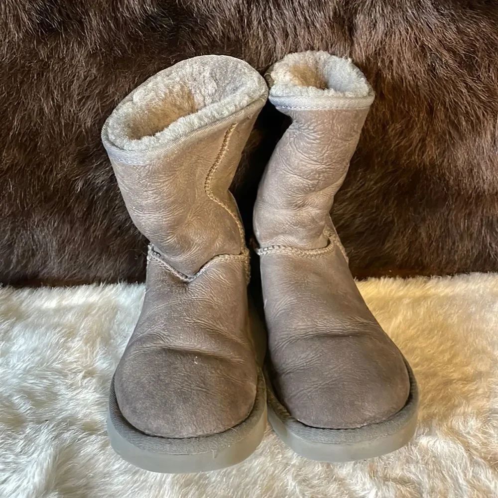UGG Boots 9 (4050)